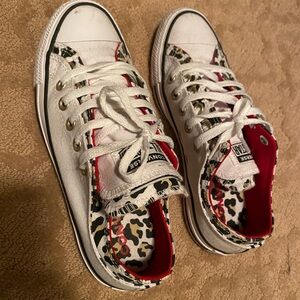 Converse Chucks. Women’s size 7